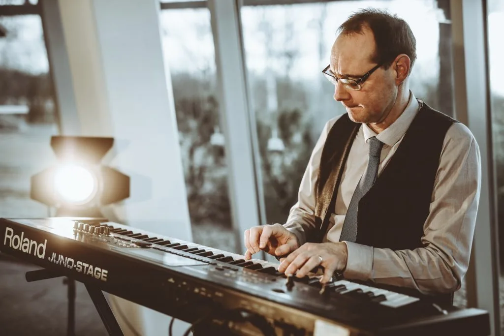 wedding pianist in south wales ceremony music
