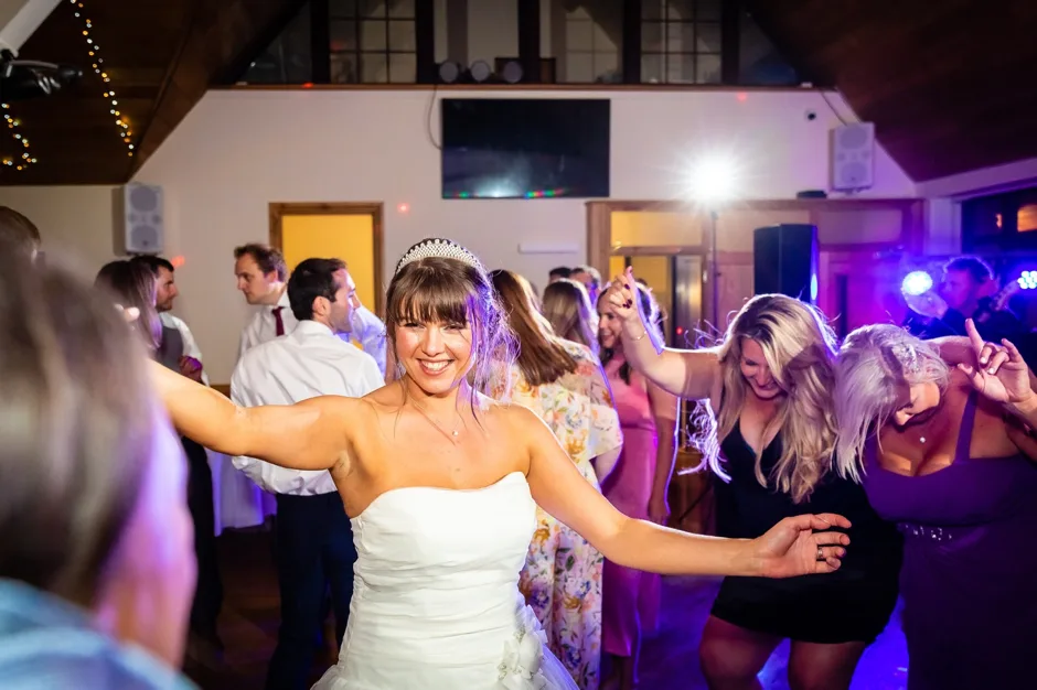 Bride Canada lodge lake