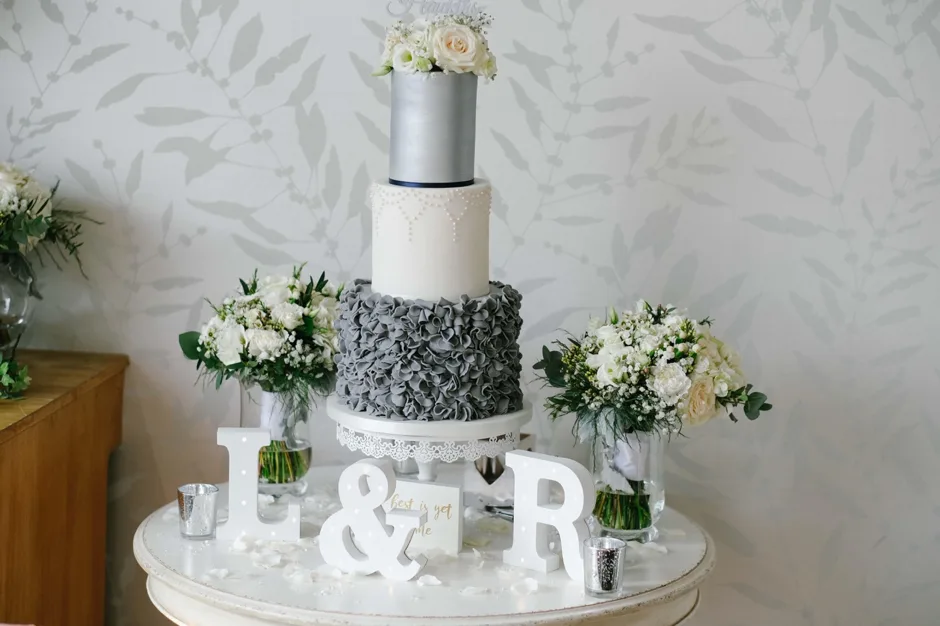 cake old walls