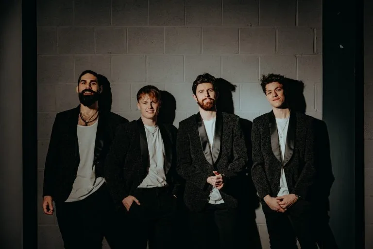 Lovestoned-wedding-band